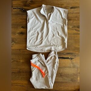 Figs Scrub Set Rafaela - Mandarin Collar Top & Zamora Joggers XS in Boulder.